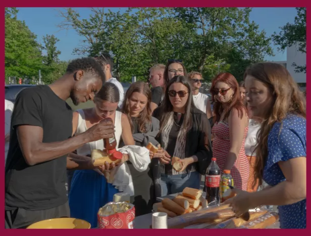 formation-acfa-vannes-barbecue-brocante